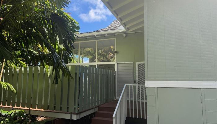 1440  Kalaniiki Street Kalani Iki, Diamond Head home - photo 1 of 1