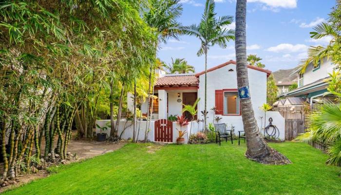 1445  Mokulua Dr Lanikai, Kailua home - photo 1 of 25