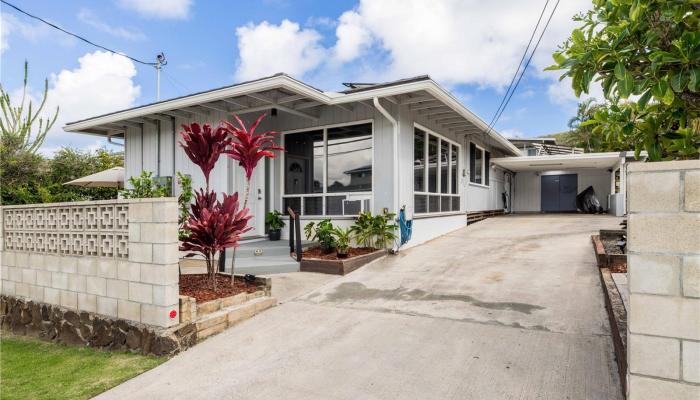 1448  Hele Street Keolu Hills, Kailua home - photo 1 of 25