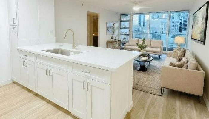 1448 Young St condo # 603, Honolulu, Hawaii - photo 1 of 20