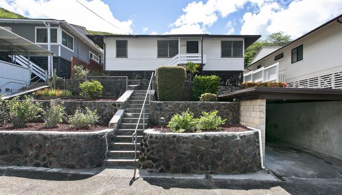 1493  Ainakoa Ave Waialae Nui-lwr, Diamond Head home - photo 1 of 12