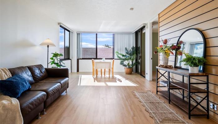 ALEXANDER condo # 206, Honolulu, Hawaii - photo 1 of 20