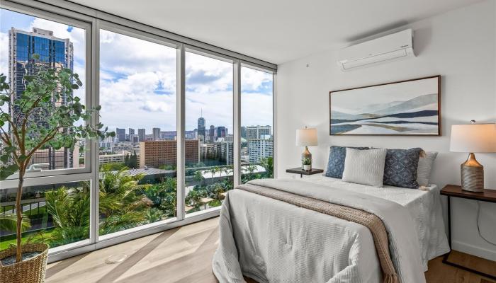 The Park on Keeaumoku condo # 1801, Honolulu, Hawaii - photo 1 of 25