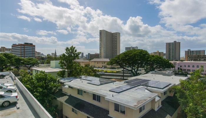 Makiki Park Pl condo # 404, Honolulu, Hawaii - photo 1 of 1