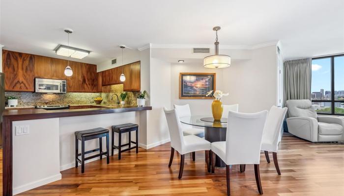 Punahou Cliffs condo # 901, Honolulu, Hawaii - photo 1 of 1