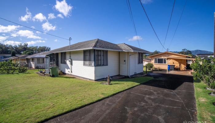 155 Hauola Ave Wahiawa - Rental - photo 1 of 20