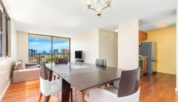 Makiki Plaza condo # 2201, Honolulu, Hawaii - photo 1 of 25