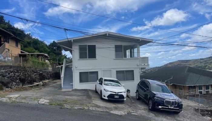 1565  Moani Street Kalihi Uka, Honolulu home - photo 1 of 22