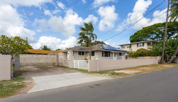 158  Kapaa Street Kalama Tract, Kailua home - photo 1 of 25