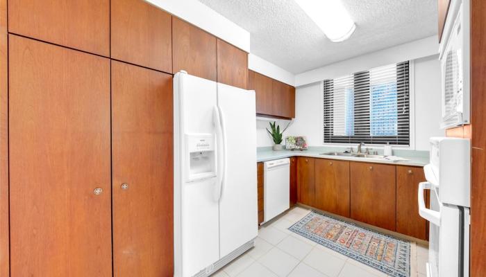Yacht Harbor Towers condo # 1104, Honolulu, Hawaii - photo 1 of 19