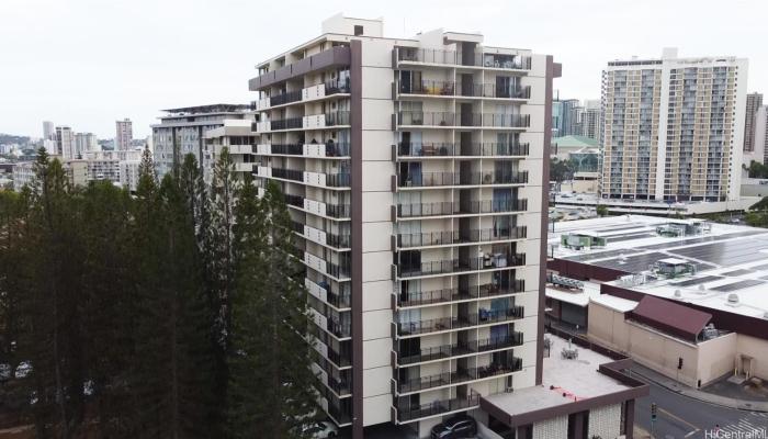 Kapiolani Towers condo # 16B, Honolulu, Hawaii - photo 1 of 1