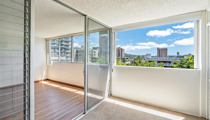 Punahou Sunset condo # 401, Honolulu, Hawaii - photo 1 of 1