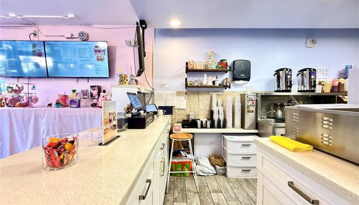 1617 Kapiolani Blvd Ala Moana Ala Moana Tower - photo 1 of 16