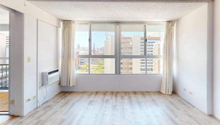 Punahou Tower condo # 705, Honolulu, Hawaii - photo 1 of 1