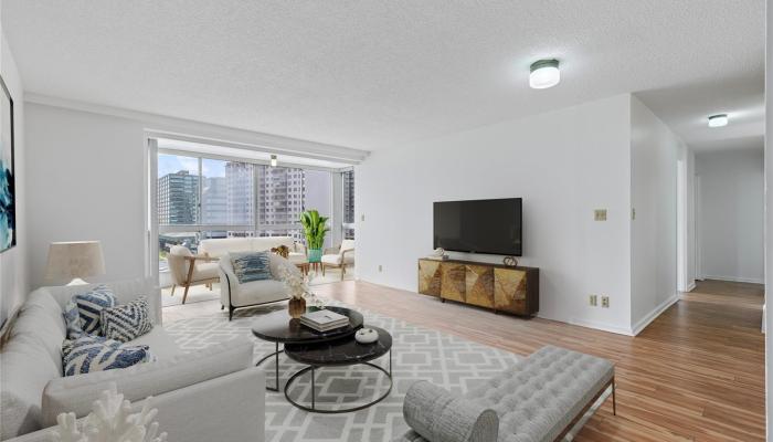 Kapiolani Townhouse condo # 801, Honolulu, Hawaii - photo 1 of 1