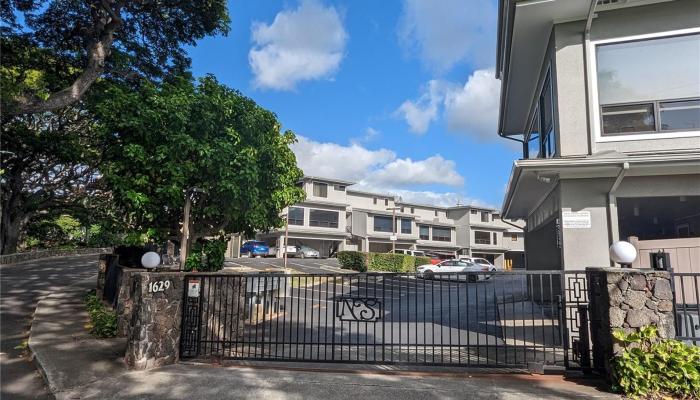 Nuuanu Streamside 2 condo # B311, Honolulu, Hawaii - photo 1 of 1