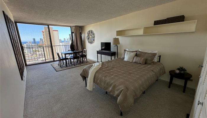 Camelot condo # 2406, Honolulu, Hawaii - photo 1 of 14