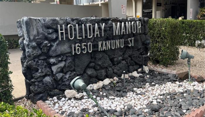Holiday Manor condo # 1406, Honolulu, Hawaii - photo 1 of 1