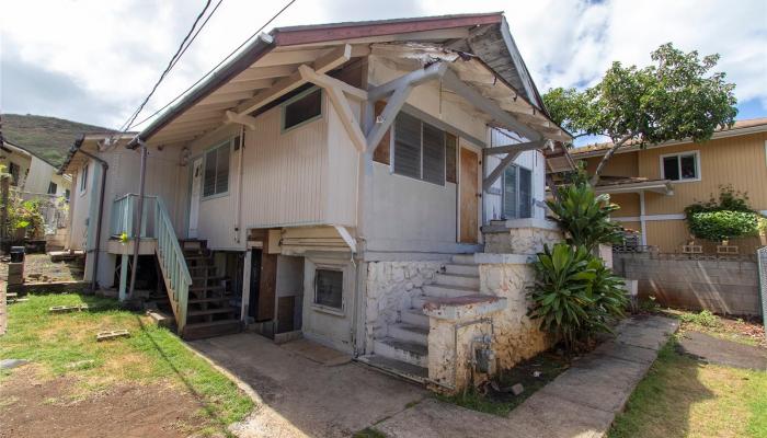 1659-A  Leilehua Lane Punchbowl Area, Honolulu home - photo 1 of 23