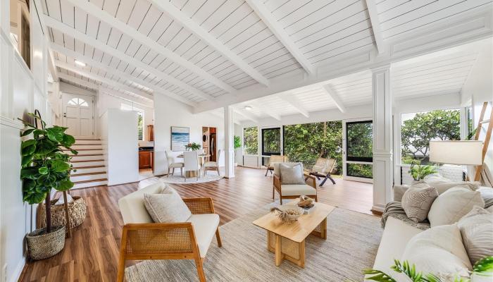 1670  Halekoa Drive Waialae Nui Rdge, Diamond Head home - photo 1 of 1