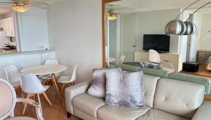 Harbor View Plaza condo # 1307, Honolulu, Hawaii - photo 1 of 7