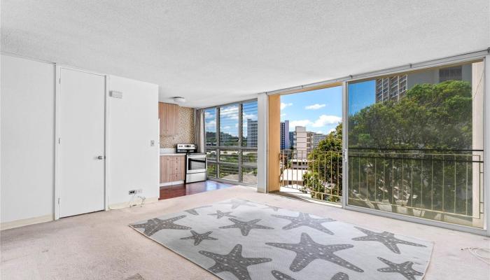 Hale O Kalani Towers condo # 508, Honolulu, Hawaii - photo 1 of 20