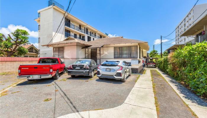 1703 Beretania Street Honolulu - Multi-family - photo 1 of 25