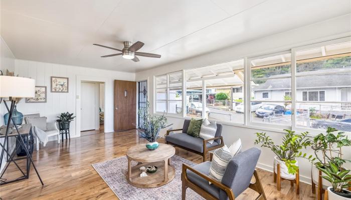 1704  Ahihi Street Kalihi Uka, Honolulu home - photo 1 of 1