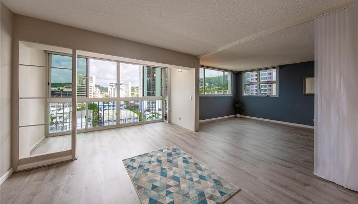 Pleasanton condo # 805, Honolulu, Hawaii - photo 1 of 1