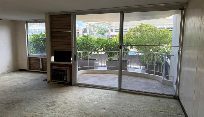 1717 Ala Wai condo # 306, Honolulu, Hawaii - photo 1 of 1