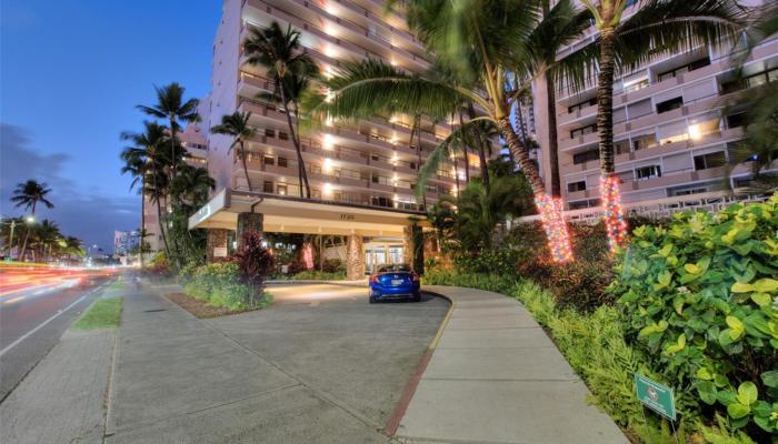 Tradewinds Hotel Inc condo # B208, Honolulu, Hawaii - photo 1 of 18