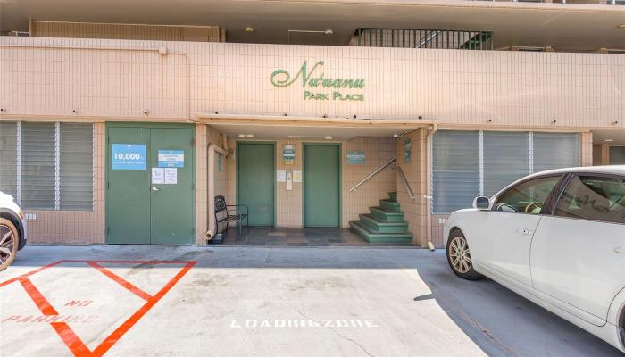Nuuanu Park Place condo # B206, Honolulu, Hawaii - photo 1 of 16