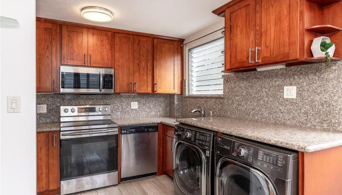 Hale Poki condo # 207, Honolulu, Hawaii - photo 1 of 5