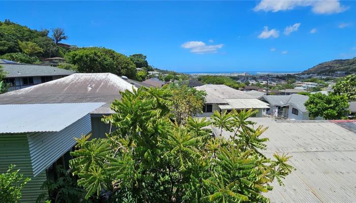 1727  Mahani Loop Kalihi Valley, Honolulu home - photo 1 of 1