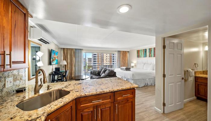 Ilikai Apt Bldg condo # 1330, Honolulu, Hawaii - photo 1 of 1