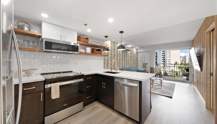 Ilikai Apt Bldg condo # 601, Honolulu, Hawaii - photo 1 of 1