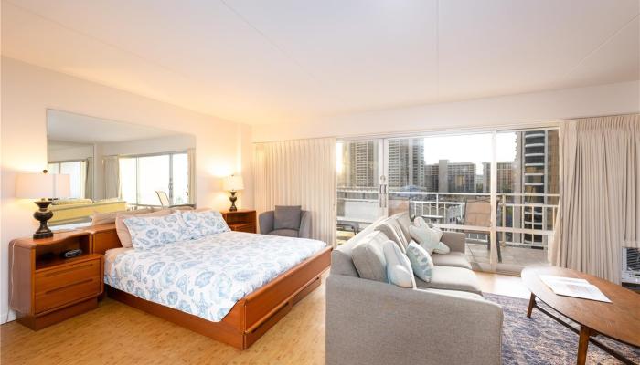 Ilikai Apt Bldg condo # 928, Honolulu, Hawaii - photo 1 of 1