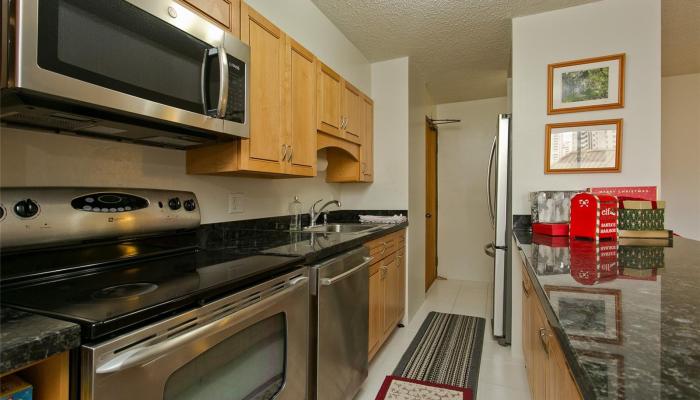 Discovery Bay condo # 1217, Honolulu, Hawaii - photo 1 of 17