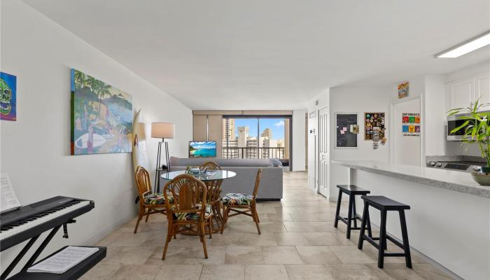 Discovery Bay condo # 2508, Honolulu, Hawaii - photo 1 of 17