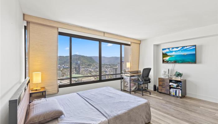 Discovery Bay condo # 3905, Honolulu, Hawaii - photo 1 of 20