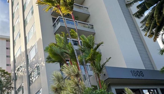Punahou Palms condo # 602, Honolulu, Hawaii - photo 1 of 21