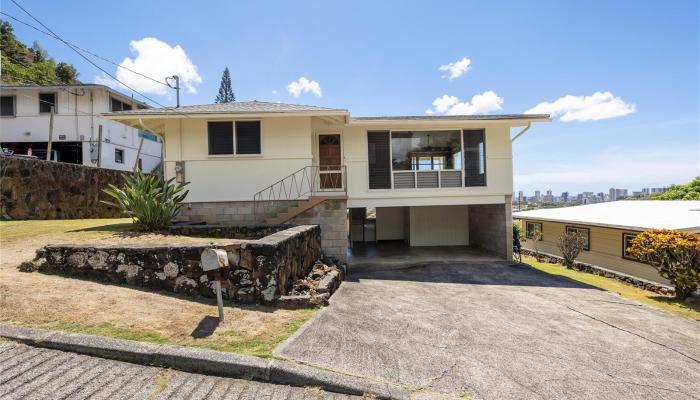 1835 B  10th Ave Palolo, Diamond Head home - photo 1 of 1