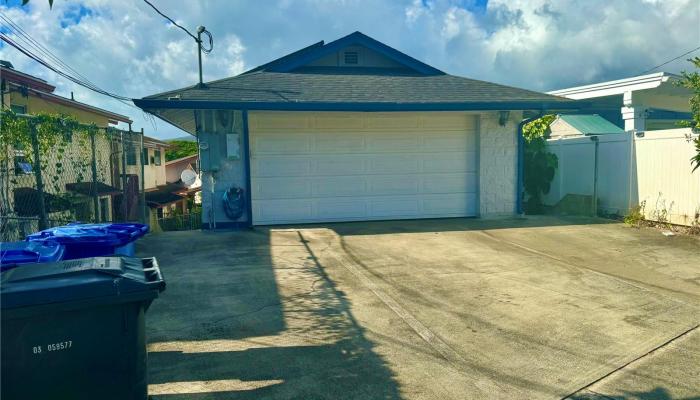 1840  Lusitana Street Pauoa Valley, Honolulu home - photo 1 of 25