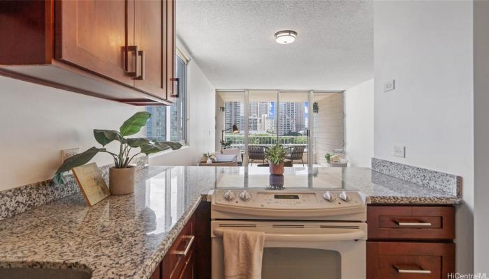 Summer Palace condo # 701, Honolulu, Hawaii - photo 1 of 1