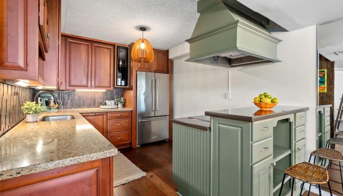 Wailana at Waikiki condo # 903, Honolulu, Hawaii - photo 1 of 1