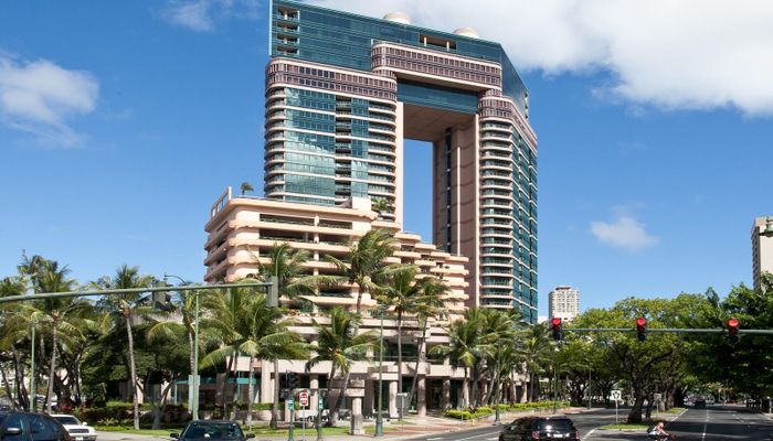 Waikiki Landmark condo # 907, Honolulu, Hawaii - photo 1 of 11
