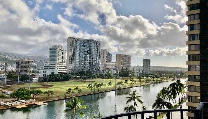 Royal Aloha condo # 902, Honolulu, Hawaii - photo 1 of 17