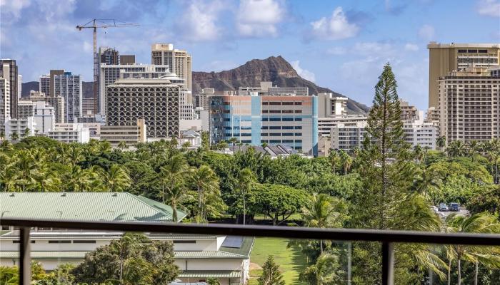 Canterbury Pl condo # 10B, Honolulu, Hawaii - photo 1 of 23