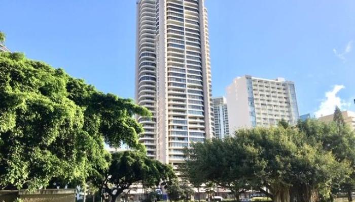 Canterbury Pl condo # 14B, Honolulu, Hawaii - photo 1 of 12