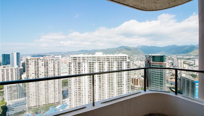 Canterbury Pl condo # 40E, Honolulu, Hawaii - photo 1 of 1